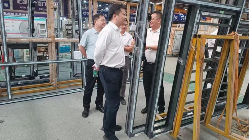 双层中空玻璃与夹胶玻璃：性能与选型的差异解析**