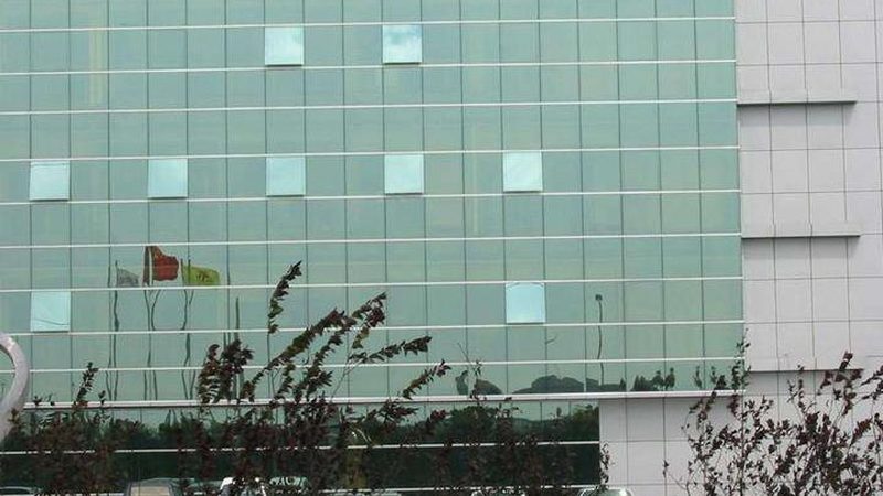 封阳台门窗安装：施工顺序揭秘与注意事项